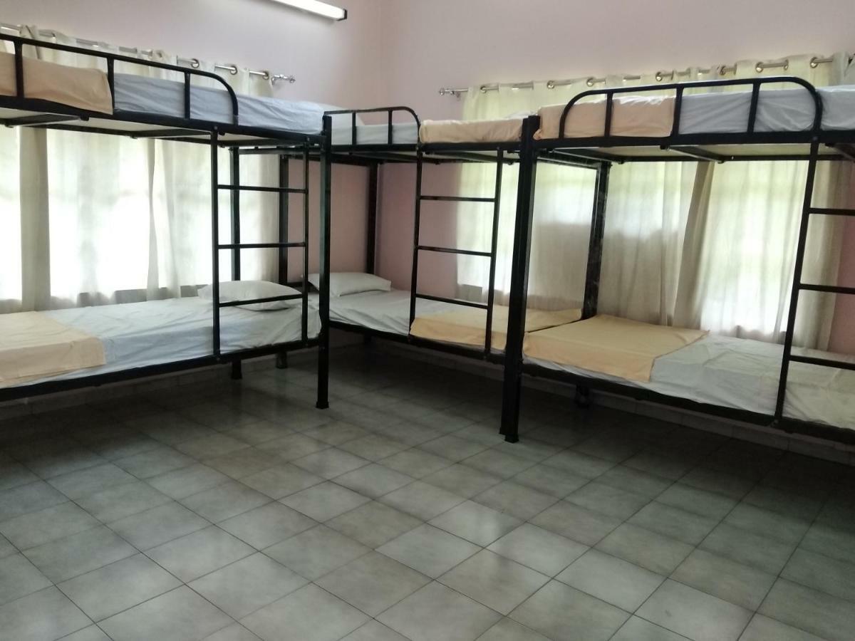 Gibbon Backpackers Hostel Gauháti Kültér fotó